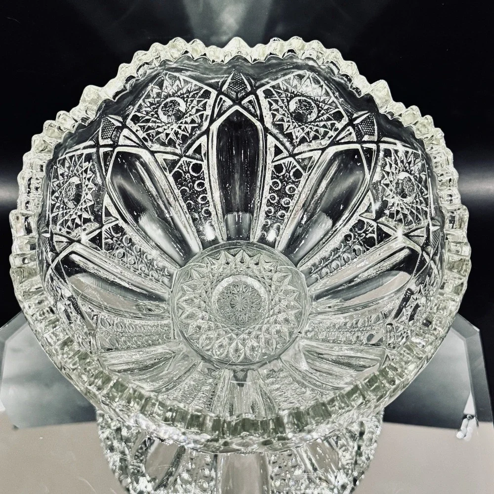 Vintage Mckee Glass Co Clear Pressed Glass Serving‎ Bowl Sawtooth Rim Heavy
